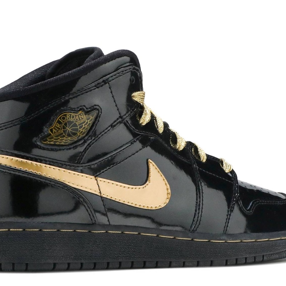 Air Jordan 1 Phat Black Metallic & Gold